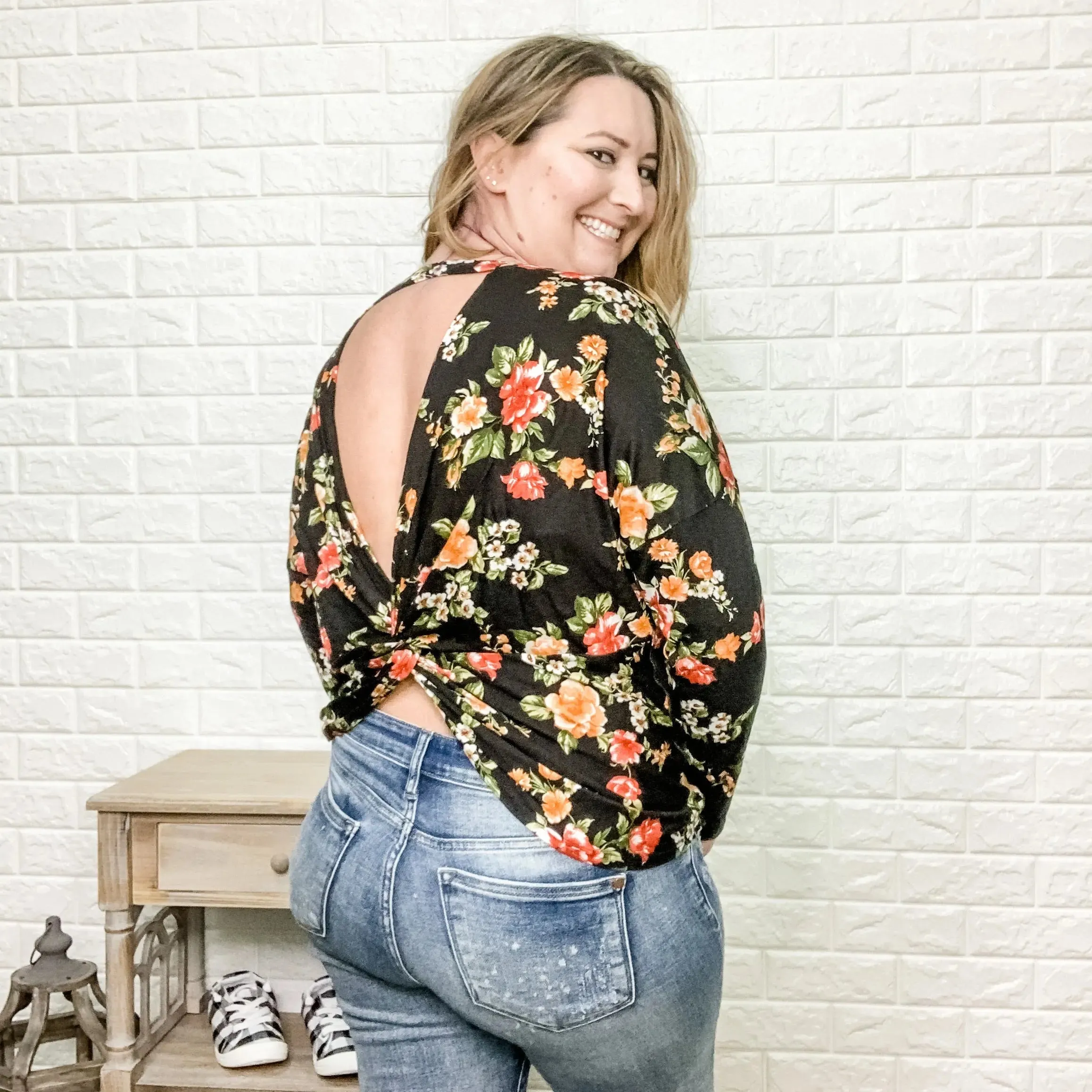 "Falling In Love" Floral Long Sleeve Top